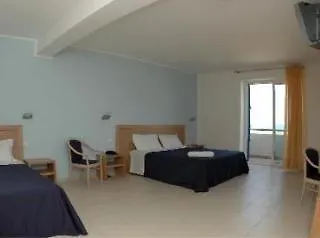 Hotel Parco Della Rocca Punta Braccetto