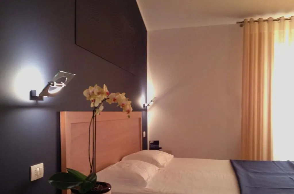 ****  Hotel Parco Della Rocca Punta Braccetto Italia