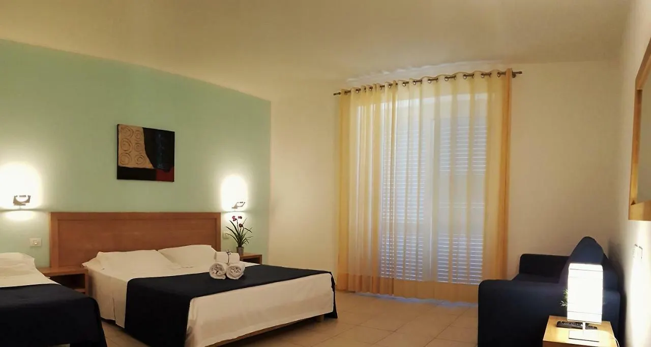Hotel Parco Della Rocca Punta Braccetto 4*,  Italia